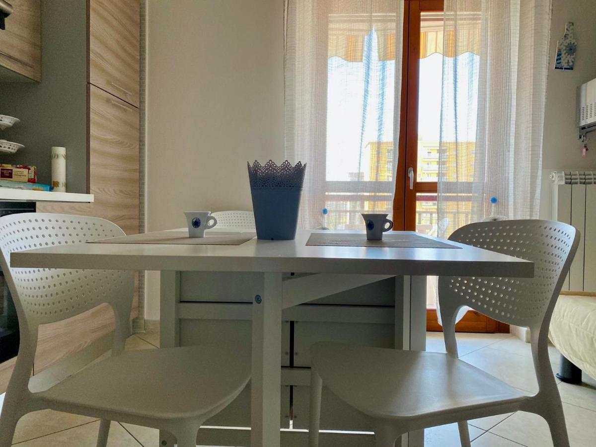 I Due Delfini Apartment Taranto Bagian luar foto