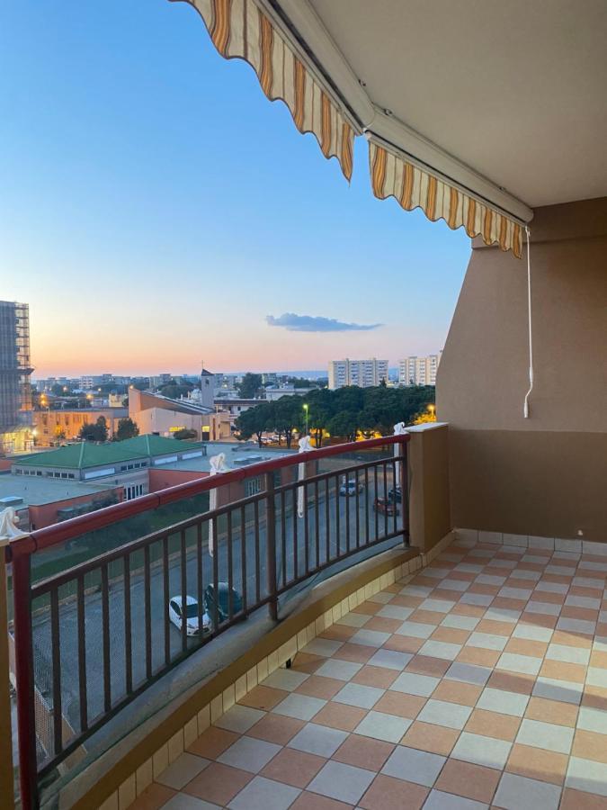 I Due Delfini Apartment Taranto Bagian luar foto